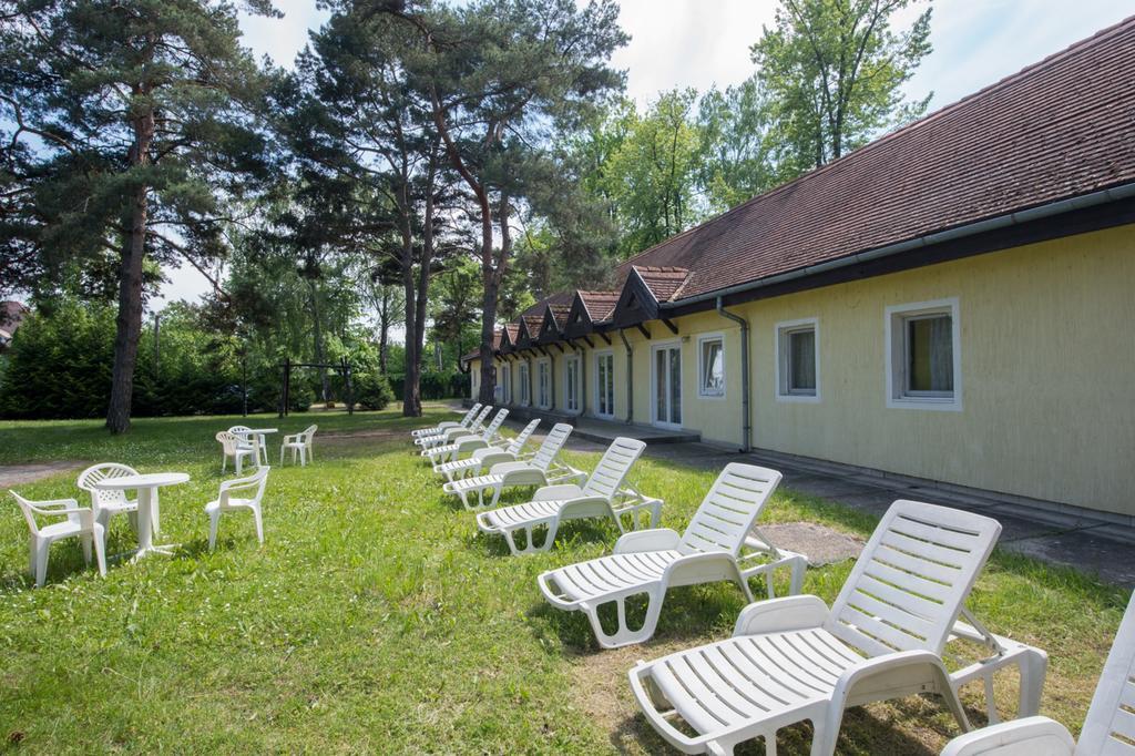 Hotel Nostra Шіофок Екстер'єр фото
