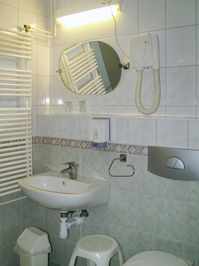 Hotel Nostra Шіофок Екстер'єр фото